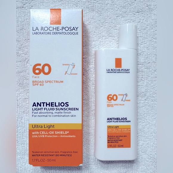 La Roche-Posay ANTHELIOS ULTRA LIGHT FLUID FACIAL SUNSCREEN SPF 60 50ml NIB - Picture 6 of 8